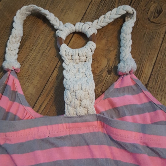 Tank top - Picture 2 of 3